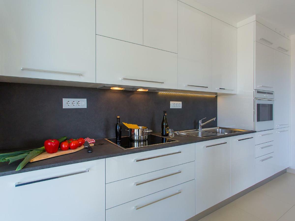 Apartment Maestral Porec Bagian luar foto